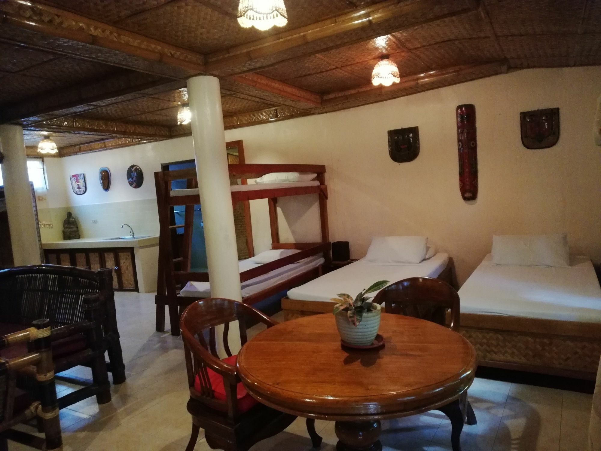 Nigi Nigi Nu Noos 'e' Nu Nu Noos 3* Balabag (Boracay)