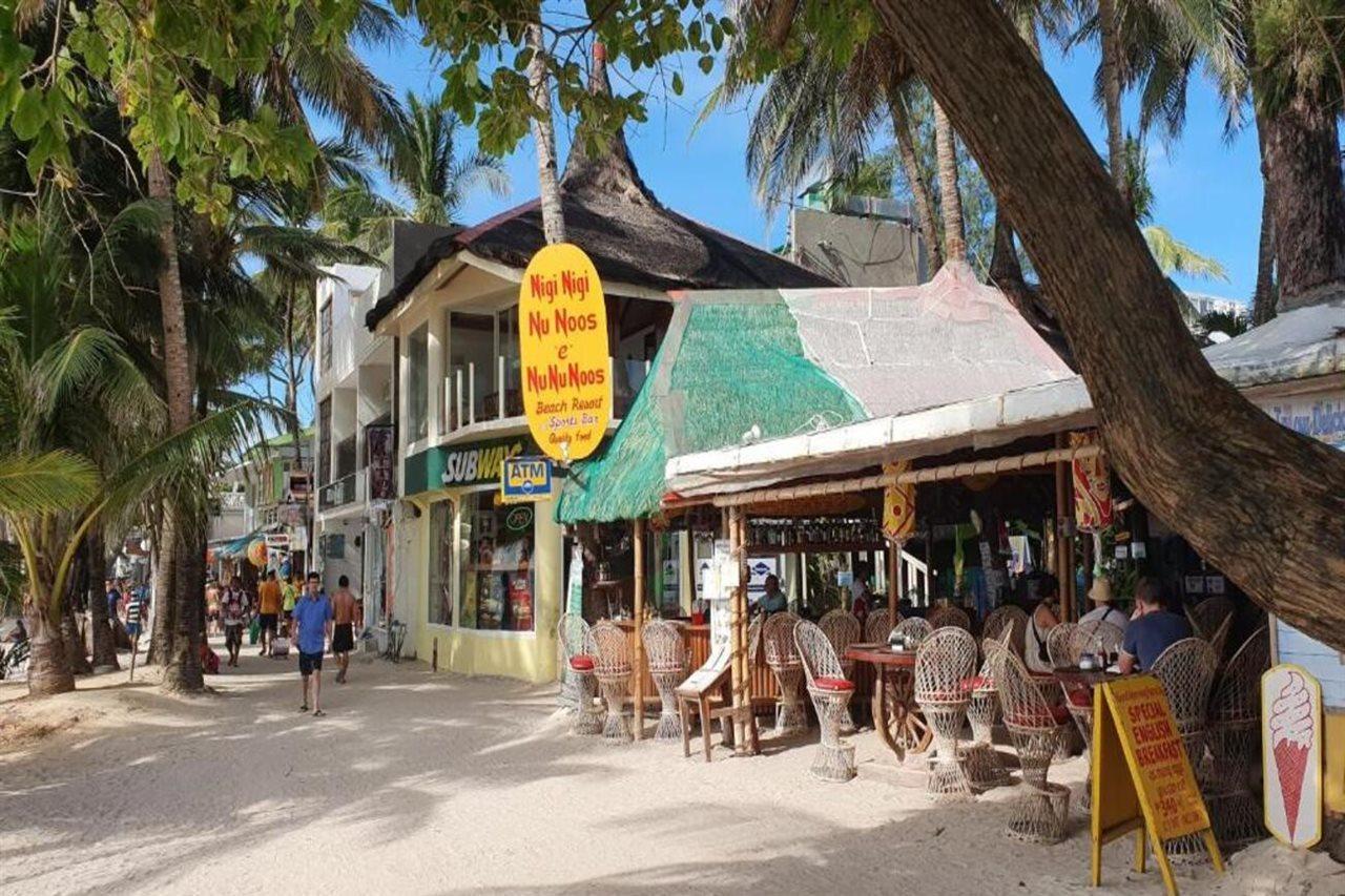 Inn Nigi Nigi Nu Noos 'e' Nu Nu Noos Balabag (Boracay)