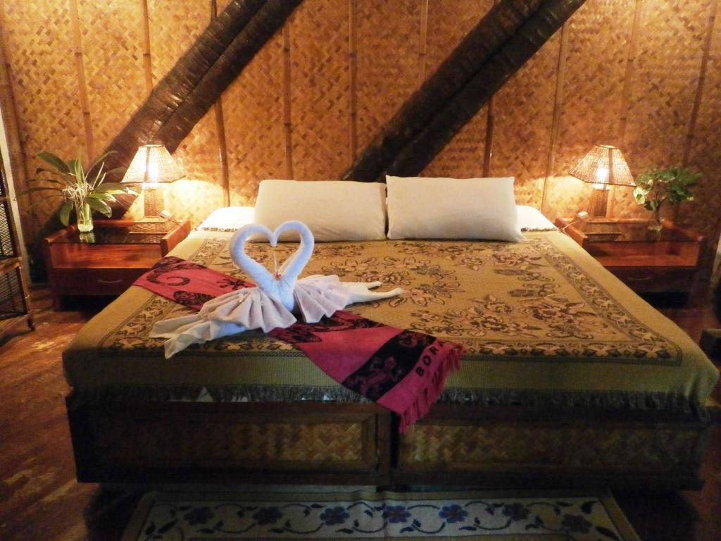 Nigi Nigi Nu Noos 'e' Nu Nu Noos 3* Balabag (Boracay)